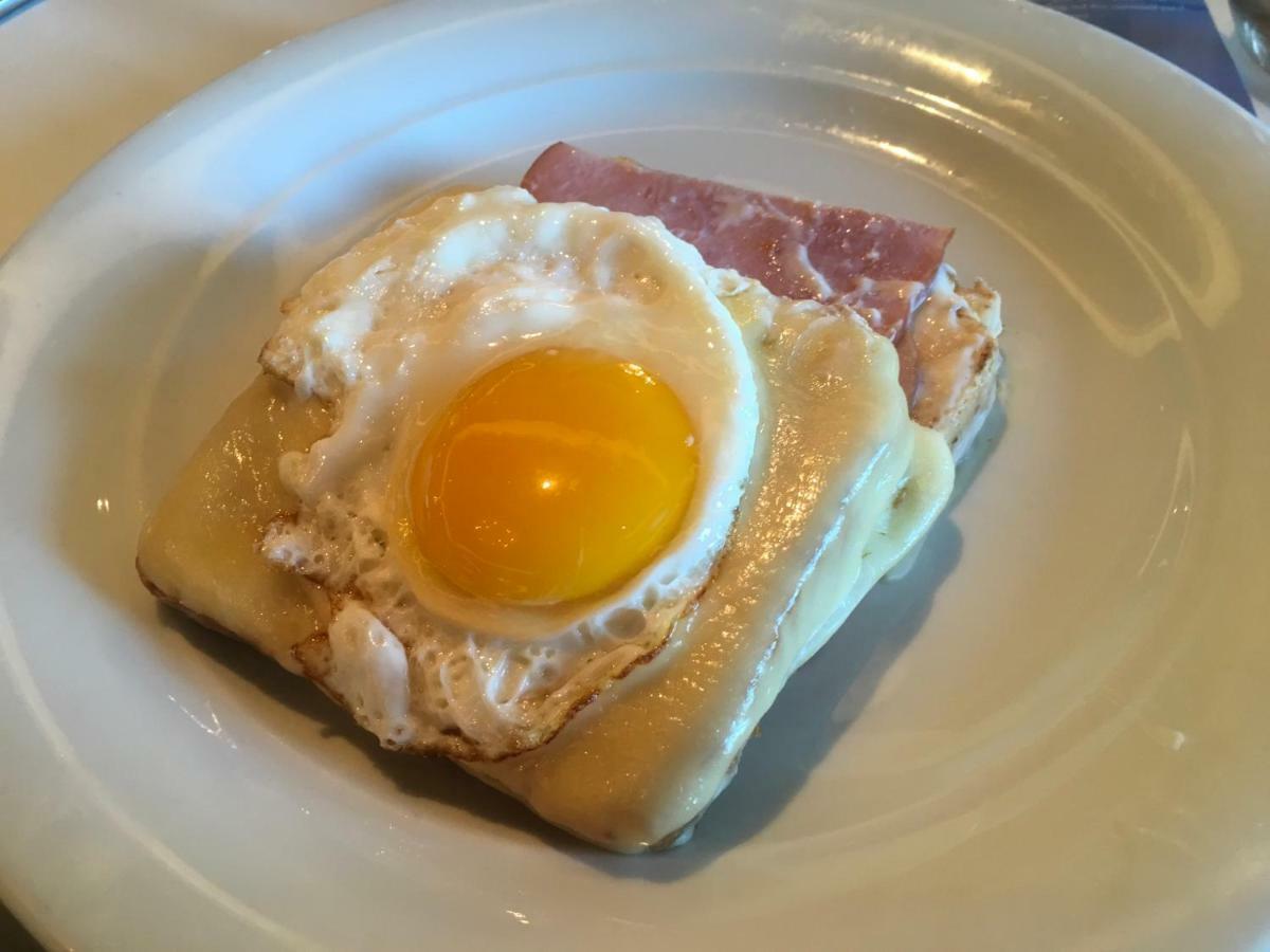 The Red Hook Country Inn, An "Old Rhinebeck" Bed & Breakfast ภายนอก รูปภาพ